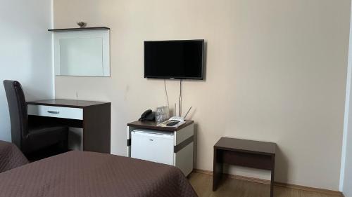 Garni Hotel Lion - image 7