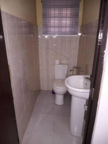 Furnished 1 bedroom and parlour in Ogudu GRA in Lagos