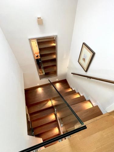 Ian's Residence - image 4