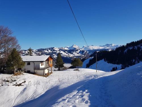 Stoos- Pure Relaxation amid Swiss Mountain Scenery - Chalet - Morschach