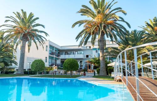May Beach Hotel - image 3