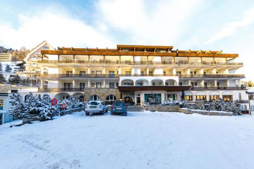 Hotel Derby - Room Only, Davos bei Jenaz