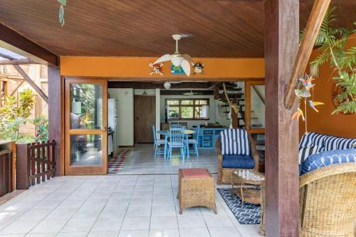 CASA DA ILHA em CONDOMINIO in Cocaia