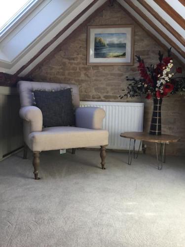 3 BEDROOM 5* BARN CONVERSION COTSWOLDS