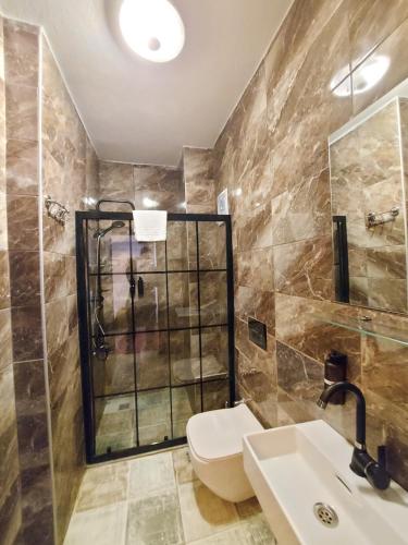 Mates Port Hotel, Стамбул (фото 8)