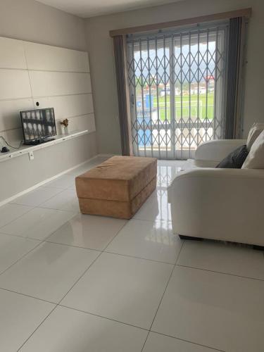 2 bedrooms, 3 beds