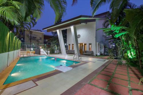 Paradise villa by histays