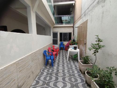 Casa de Praia Completa em Cabo Frio 01 para até 5 pessoas (Casa de Praia Completa em Cabo Frio 01 para ate 5 pessoas) in Parque Burle