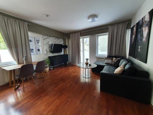 180m2 two floor flat Skopje Center, Skopje