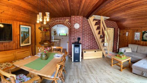 Koplietošanas atpūtas telpa ar TV, Holiday home Bozica in Lokve