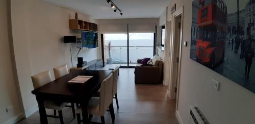 Departamento Moderno - Equipado y Con Cochera Privada in 센터 주변