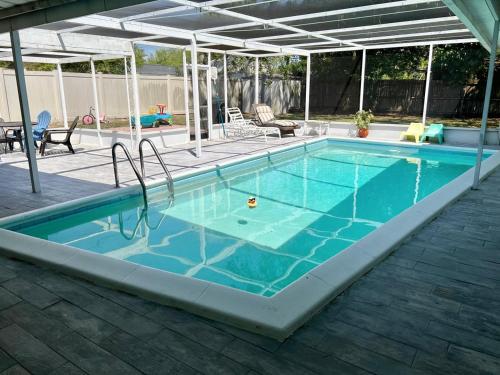 Heated Pool Home near Clearwater Beach