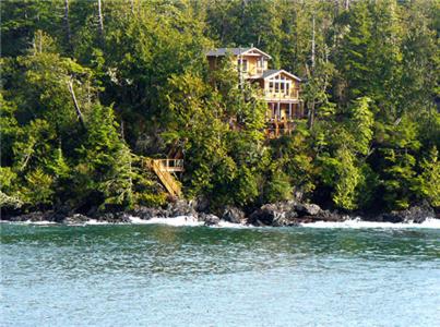 Reef Point Oceanfront Bed and Breakfast - Accommodation - Ucluelet