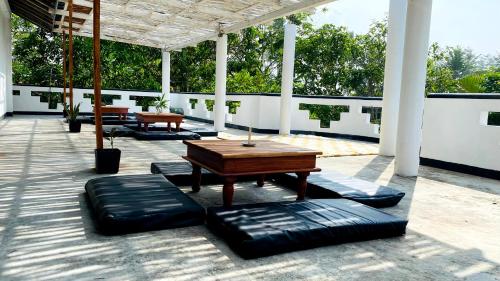 레스토랑, Madiha Surf House Lanka in 마타라