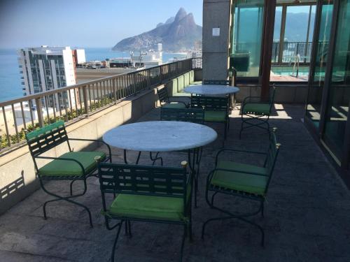 Two-Bedroom Apartment room in TIFFANYS IPANEMA FLATs BK