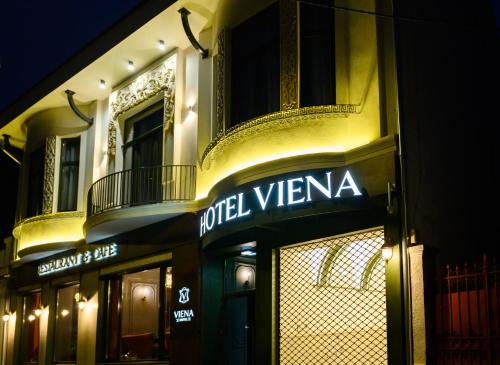 . HOTEL VIENA