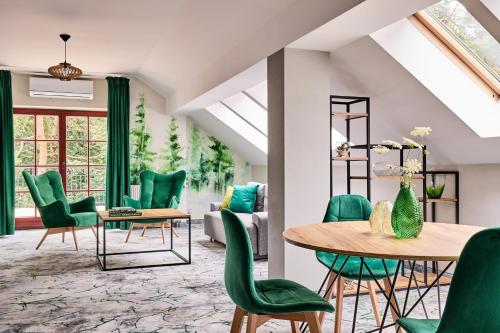 Centuria Hotel & Natural Spa in Podzamcze