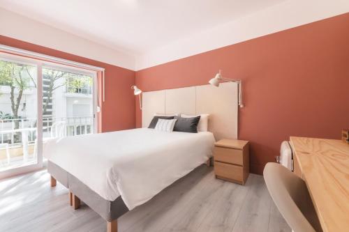 Rainbow Suites by Olala Homes in ไบร์โร ดา อัสซุนเชา