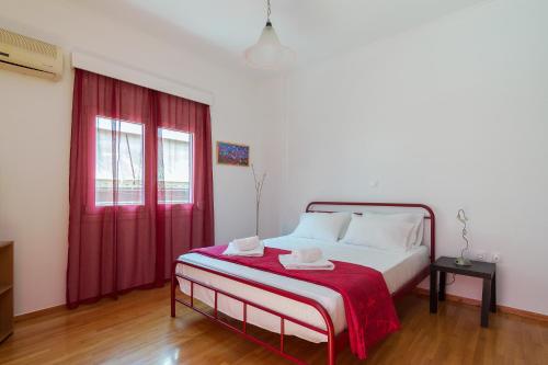 Nice 2bedroom apartment in Pagkrati, Atene (foto 5)