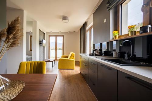 廚房, Rajskie Uroczysko Apartamenty Jacuzzi Sauna in 賴斯其