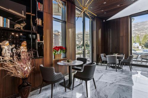 Létesítmények, Hotel Bracera in Slovenska Beach