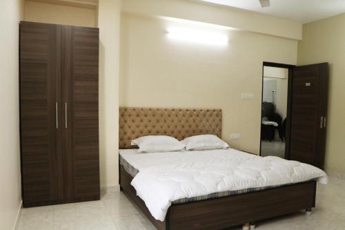 Two-Bedroom Apartment image 10