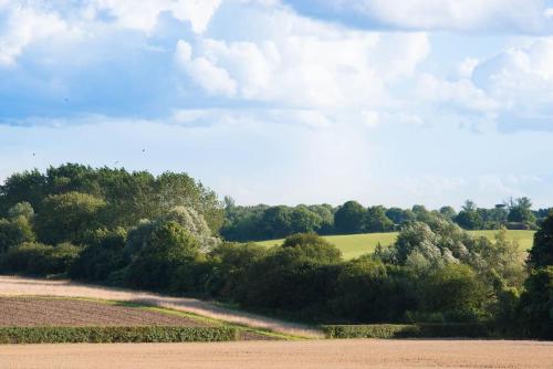 The Stables, relax in 5 star style and comfort with lovely walks all around