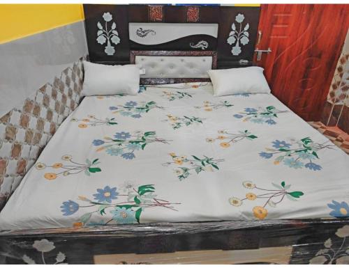 Hotel Sahu Rooms, Ayodhya