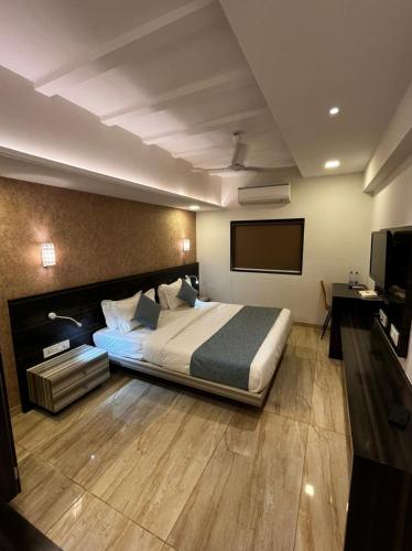 Click Hotel by Suba, Jamnagar