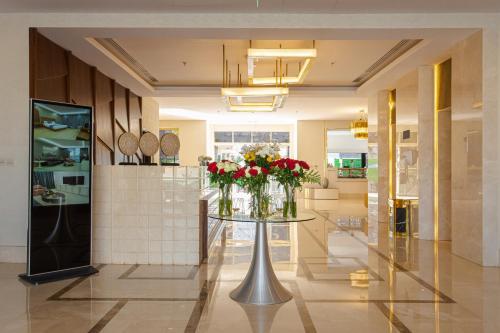 Lobby, Sarwat Park Hotel Riyadh-Diplomatic Quarter فندق سروات بارك الرياض-حي السفارات near Egypt Embassy