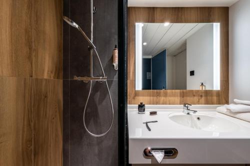 Mercure Grenoble Centre Alpotel - image 8