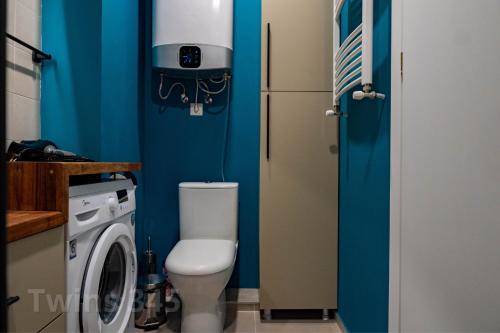 Valley & Mountain View, Twins, with Hot Water Room Type - One-Bedroom Apartment