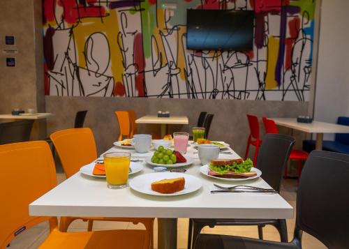 Étterem, ibis budget Foz do Iguacu in Jardin San Pablo