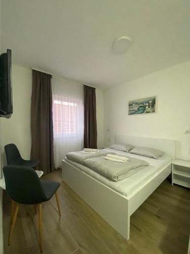 Guest House Stari Grad - Old Town - image 6