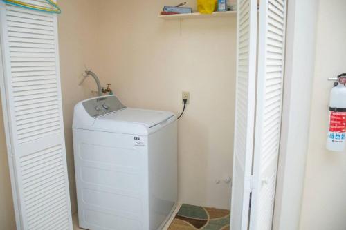 Lovely 2-Bedroom Apt Sleeps 3 Warm & Cosy in Potters Village