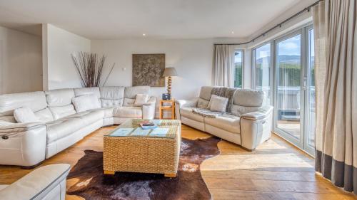 Mains of Taymouth Country Estate 5* Houses in 肯莫爾