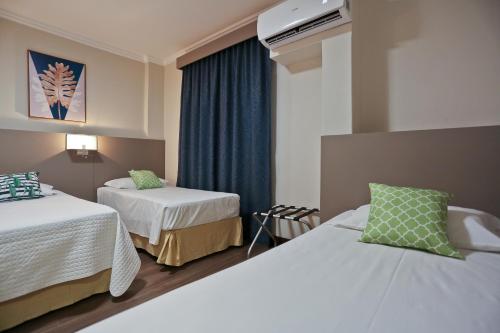 Luxury Quadruple Room image 7