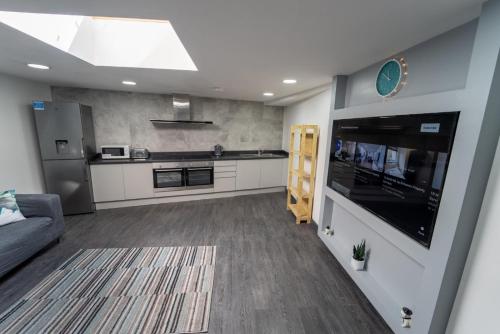 Fully Serviced studio available close to the city, Birmingham (photo 8)