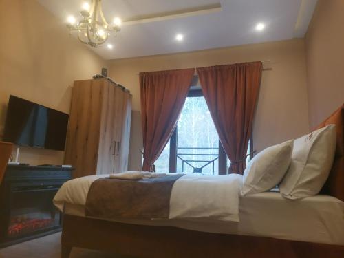 Golden Mountain A75 NLux Milmari