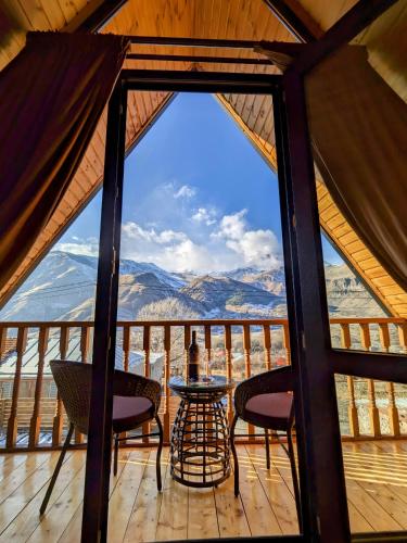 Cottage Caucasus Cottage Caucasus