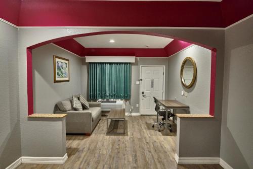 Palace Inn Kemah - image 8