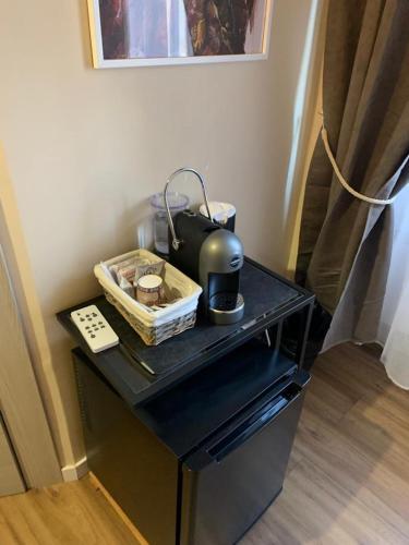 Double or Twin Room with Private Bathroom image 8