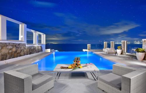 4 bedrooms villa at Mykonos 100 m away from the beach with sea view private pool and enclosed garden