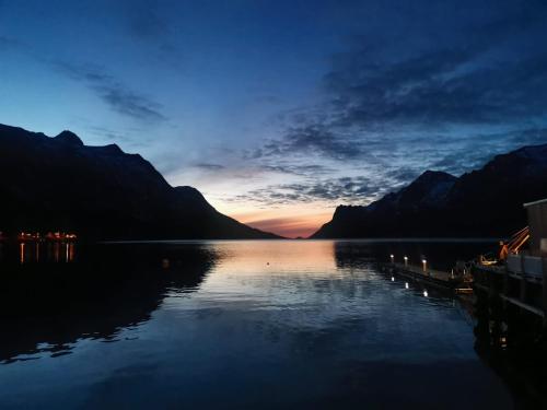 Surrounding environment, The House of Aurora II in Kvaloysletta