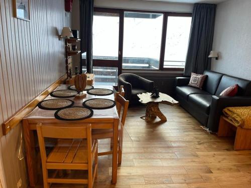 Tignes - 2 pièces, balcon sud, wifi, à 500m des pistes - FR-1-449-166, Tignes (photo 2)