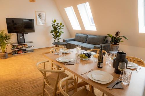 BONNYSTAY - Downtown - Zentral - 5 Personen - Modern - Luxus - Design