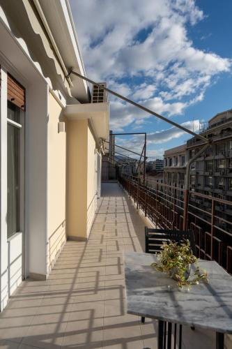 Upscale Athens Luxury Penthouse - Tap to explore photos