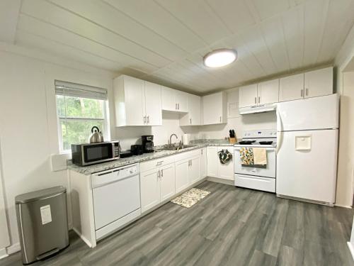 Incredible rest house Delray Beach Av Atl 342 in Delray Beach, USA