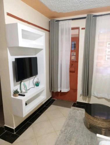 Spacious studio near highway, Kinoo