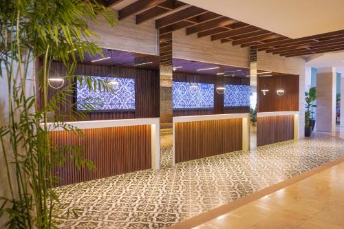 ล็อบบี้, Pacific Palace Beach Tower Hotel in มารีนา มาซัตลัน